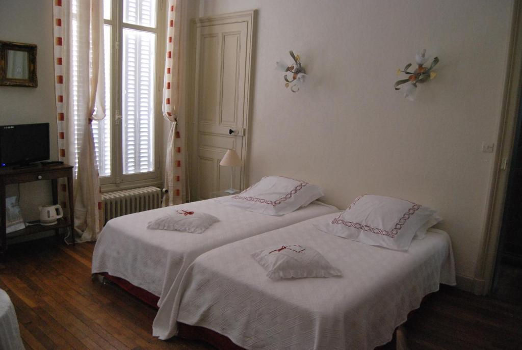 Chambre D'Hotes L'Ambroise Troyes Cameră foto