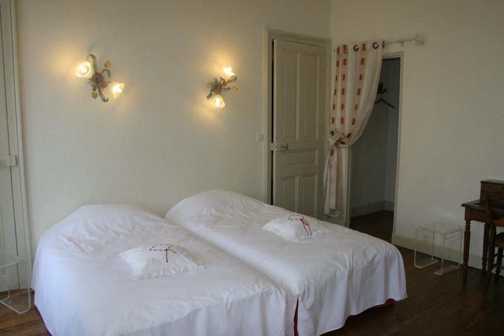 Chambre D'Hotes L'Ambroise Troyes Exterior foto