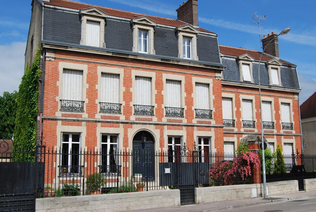 Chambre D'Hotes L'Ambroise Troyes Exterior foto