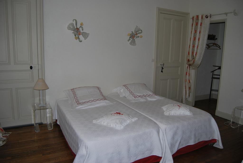 Chambre D'Hotes L'Ambroise Troyes Cameră foto